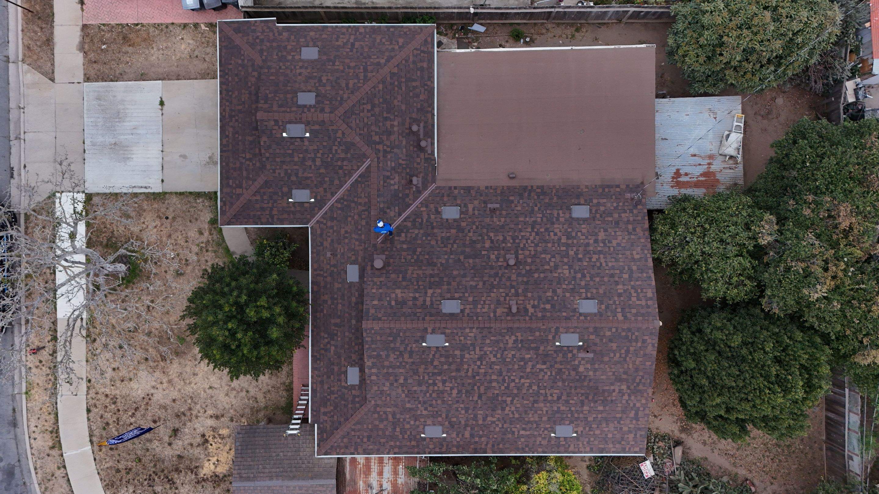 Duration Max shingle texture premium architectural finish Salinas